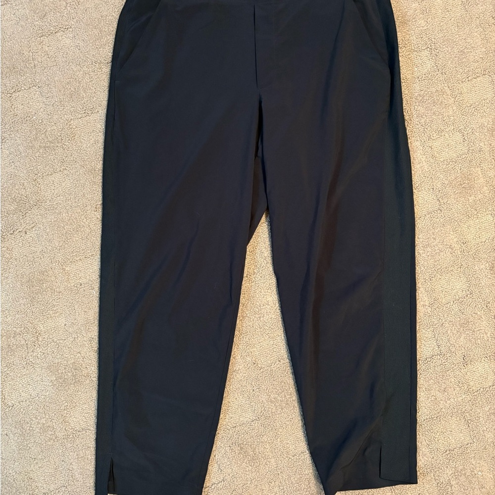 Athleta Dark Tapered Ankle Pants